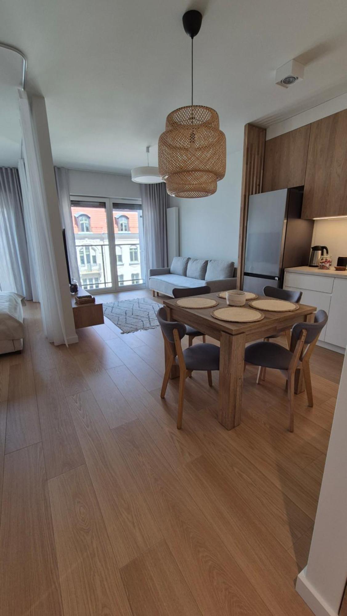 Luxurious Cinnamon Apartment, Self Check-in 24h, Parking, Air-conditioning *