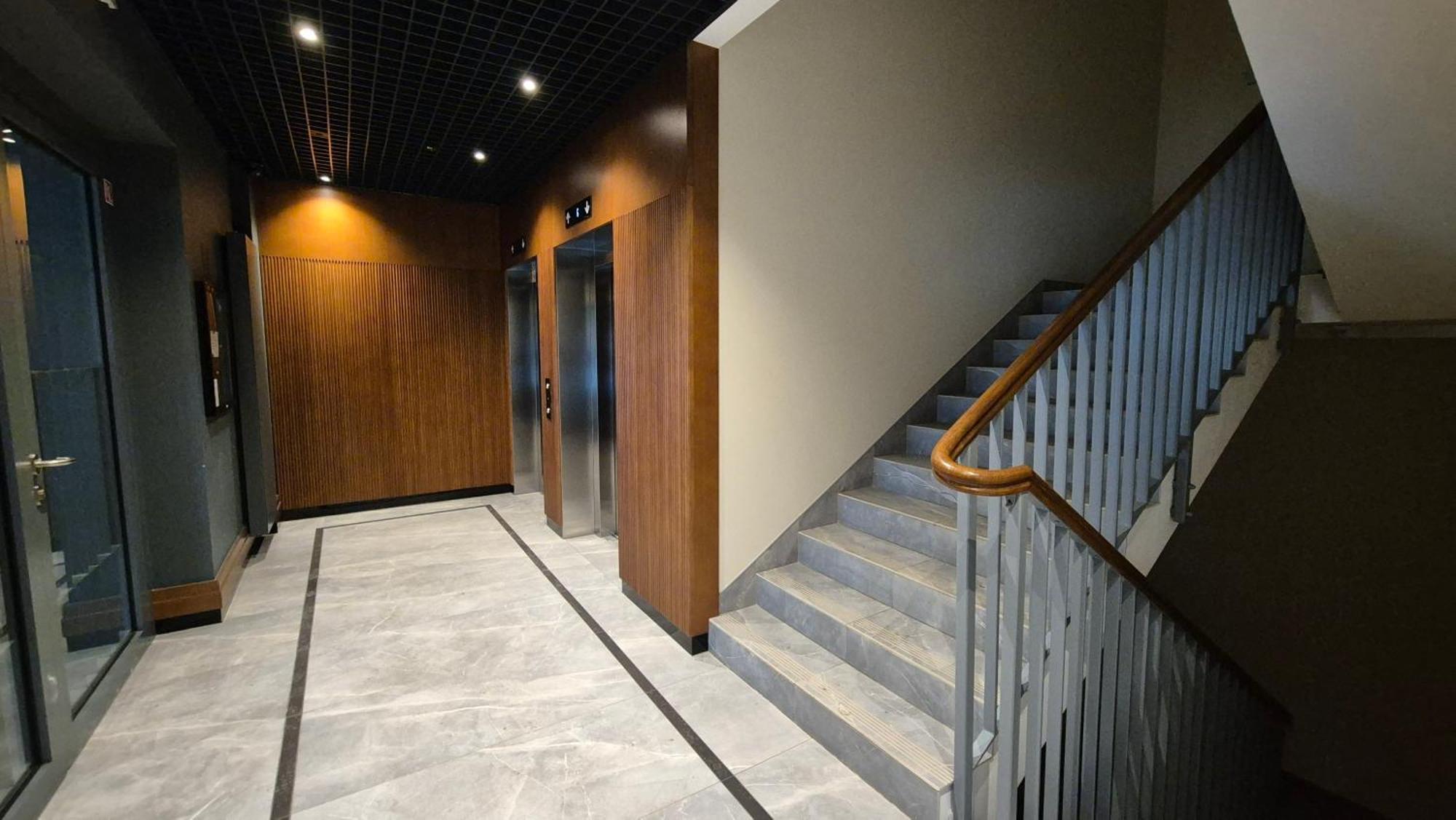 Luxurious Cinnamon Apartment, Self Check-in 24h, Parking, Air-conditioning Poznan